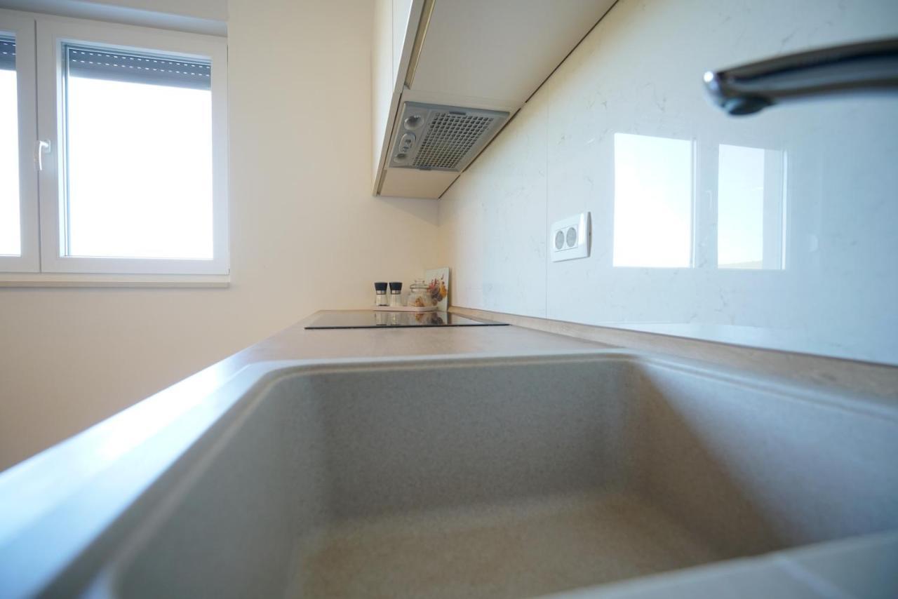 Apartment Perla Sukošan Buitenkant foto